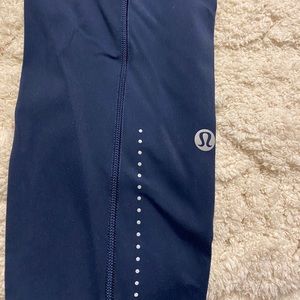 19” navy blue lululemon leggings